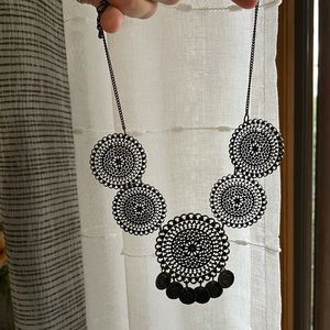 💚3/$20💚 Super cute trendy coin style necklace, Mudd brand